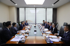 焦健会见贝克休斯董事长兼首席执行官